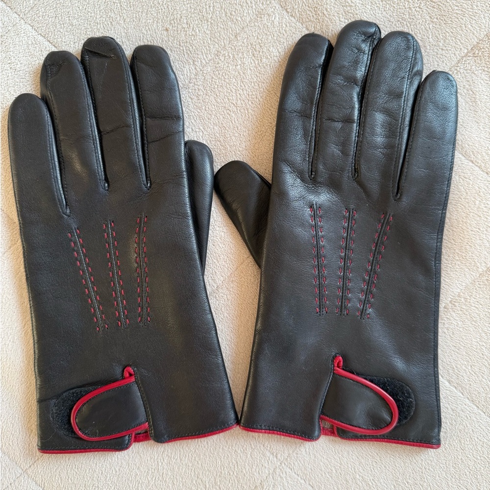 Black Leather men’s Gloves with Red Stitching